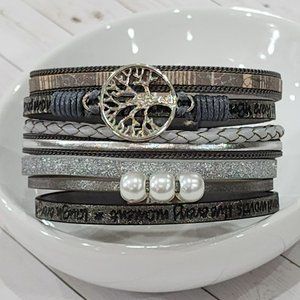 Multy Layers‎ Leather Bangle Magnetic Bracelet for Men and Women 7.5in - Silver